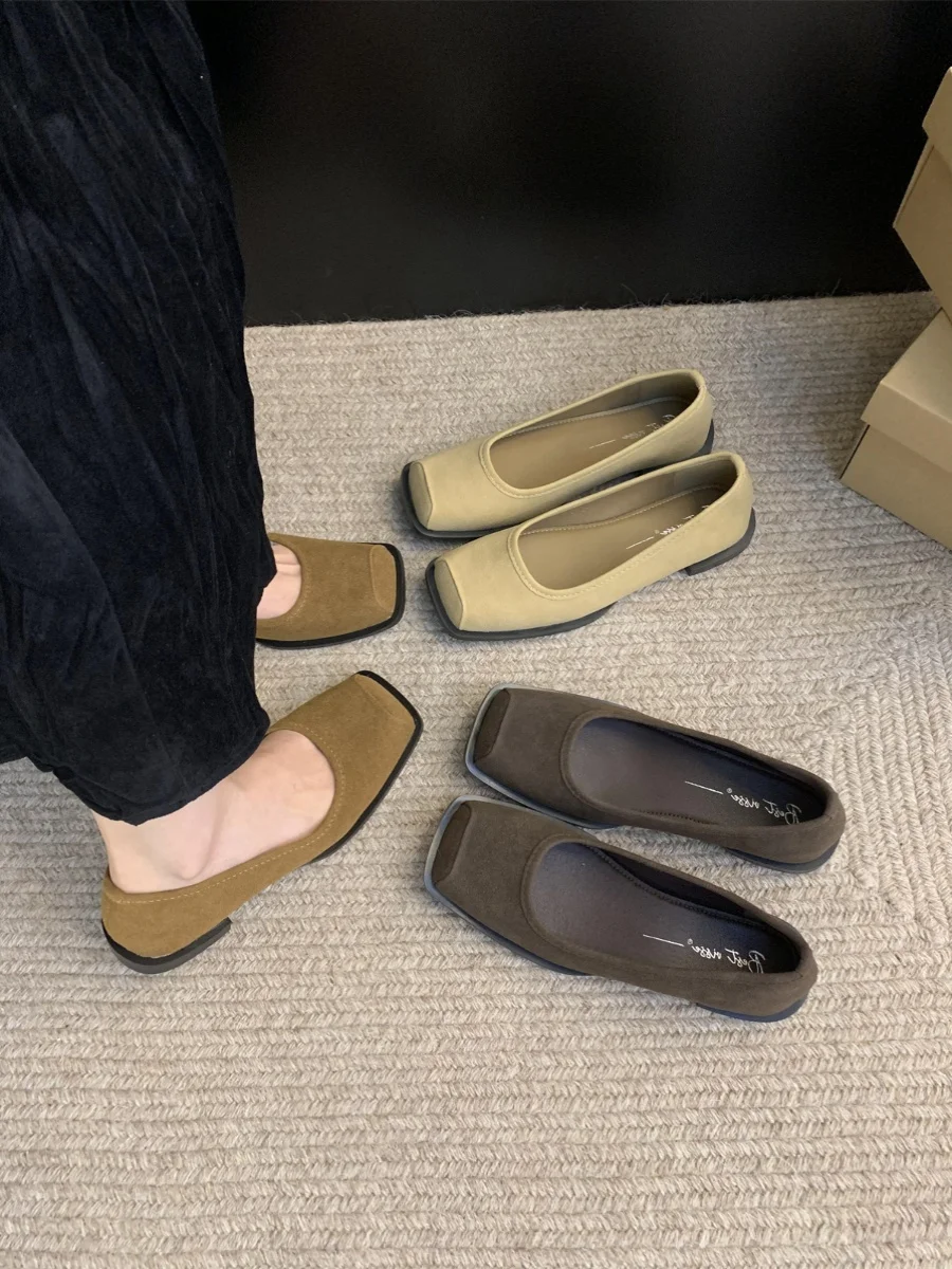 

Женская обувь, женские тапочки на низком каблуке, римские туфли из искусственной кожи на копытном каблуке, весенняя обувь из микрофибры и резины в стиле ретро Shallo, 2024