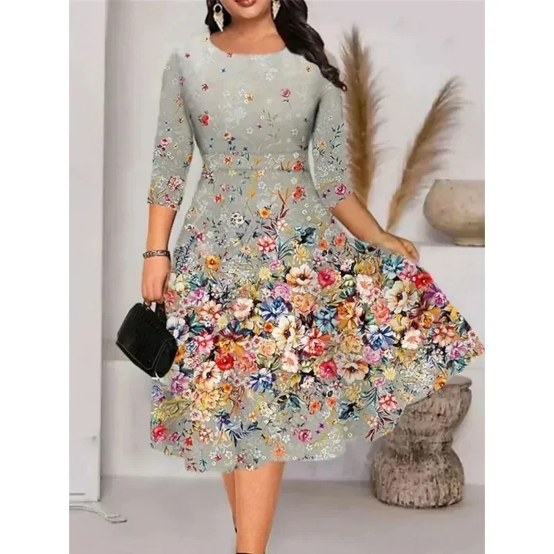 Рисунок 3 - Женское платье-макси с V-образным