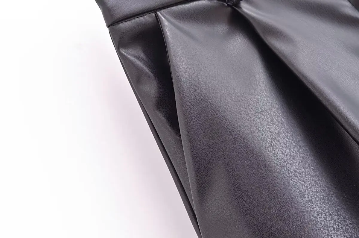 Withered Autumn And Winter Fashion Casual Leather Shorts Women's Wear New British High Waist Bermuda Women