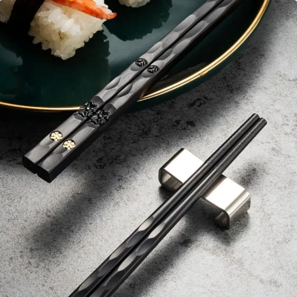 Finger Chopsticks Non Slip Wooden Sushi Led Chopsticks 5pcs Alloy Do Not Mold Household Set