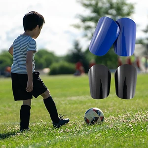 1Pair Of Mini Lightweight Soccer Shin Guards Wear Resistant Shock Absorbing Leg Protector Guards Soccer Training Shank Plates