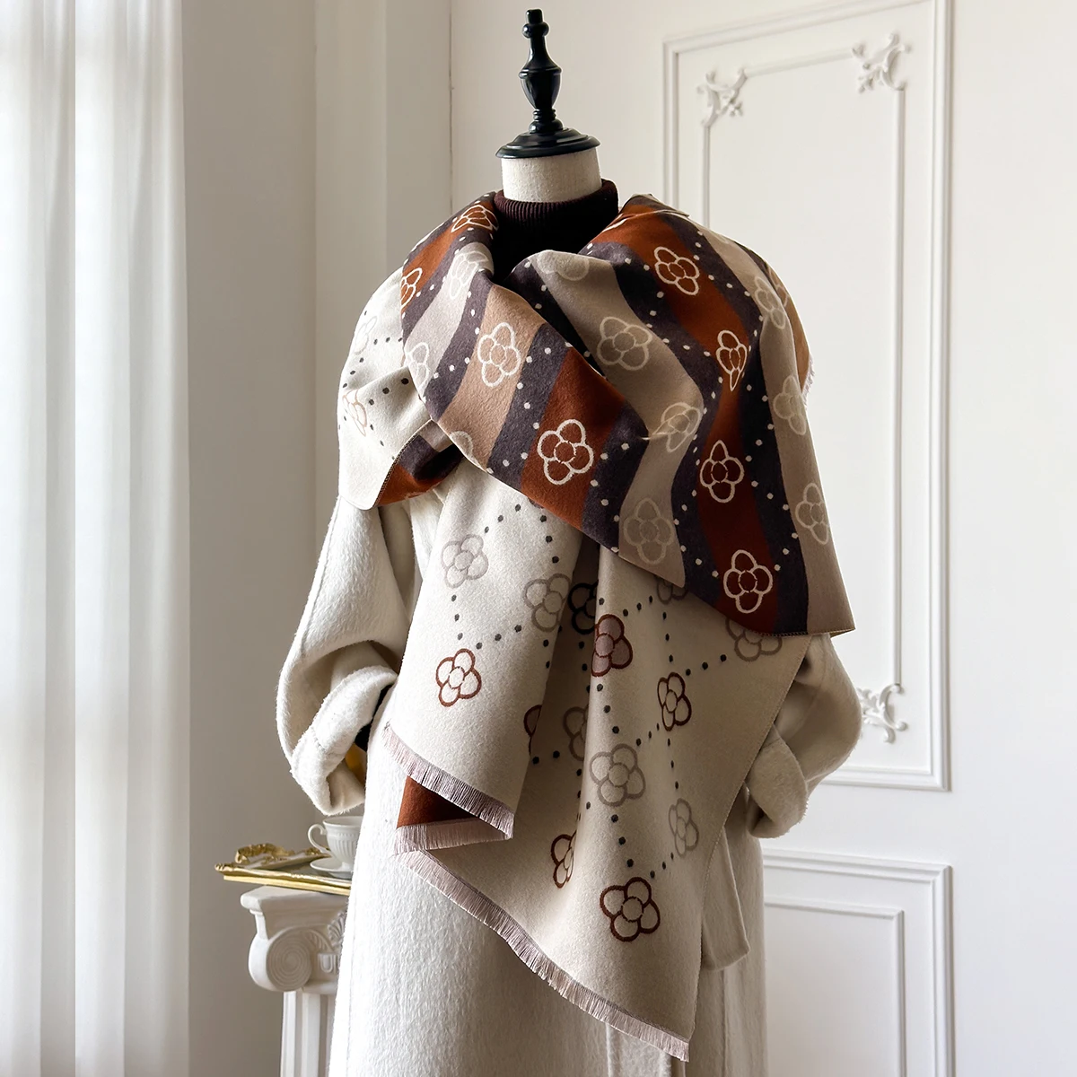 Luxury Autumn and Winter Cashmere Scarf Women New Warm Pashmina Blanket Poncho Scarves Fashion Print Shawl Thick Foulard Bufanda