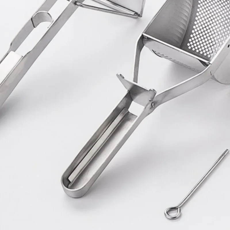 Potato Masher Potato Masher Ricer Manual Fruit Masher Stainless Steel Detachable Pumpkin Carrot Press and Mash Potato Tool