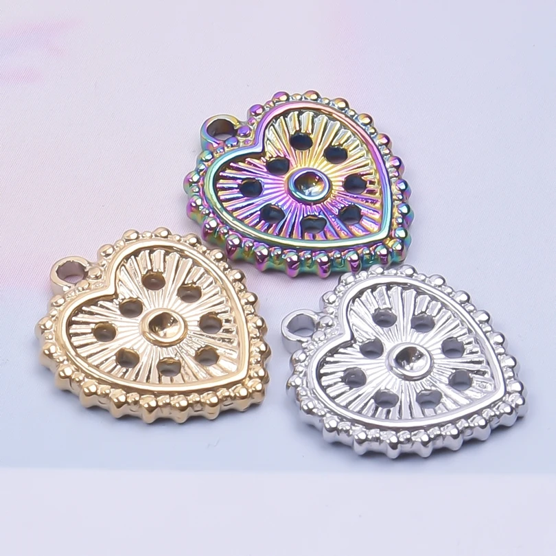 

10pcs/lot New In Hollow Heart Jewelry Stainless Steel Fashion Gold Color Pendant DIY Jewelry Making Necklace for Women Supplies