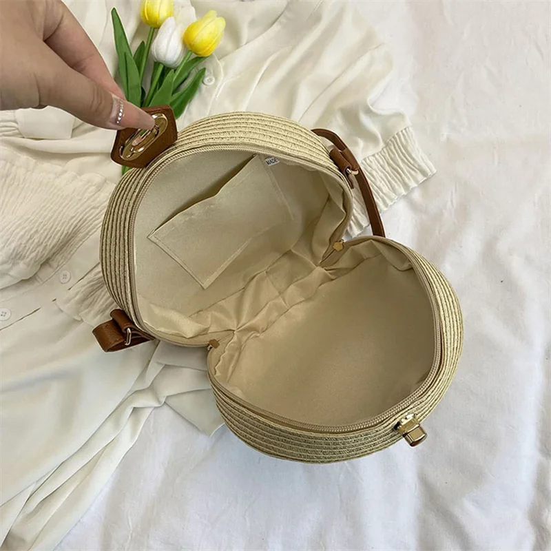 Women Round Rattan Weaving Bag Handmade Knitting Crossbody Bag Summer Circular Woven Shoulder Bag Vintage Beach Bag
