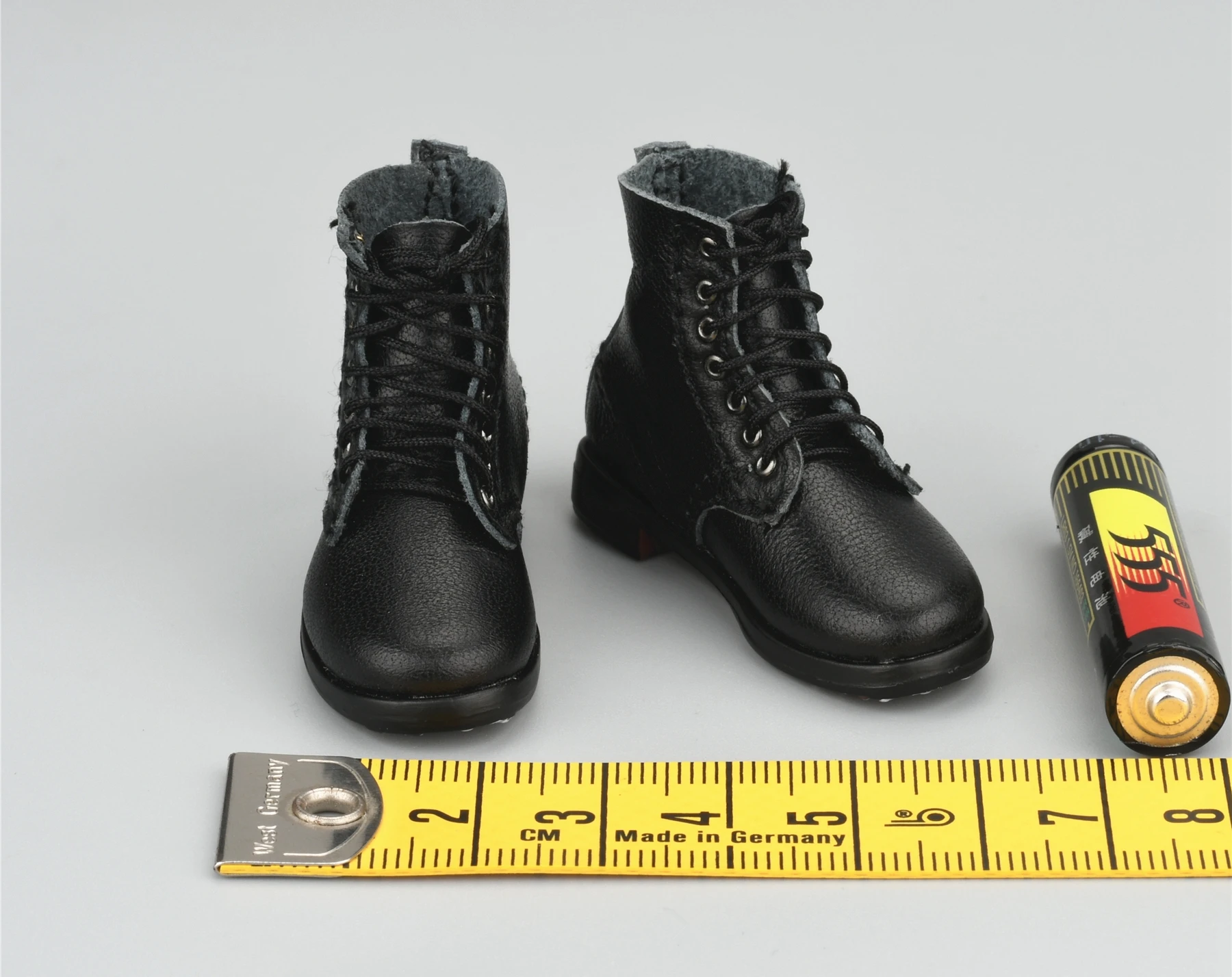 

Модель ботинок-солдат D80172 в масштабе 1/6 для фигуры 12 дюймов