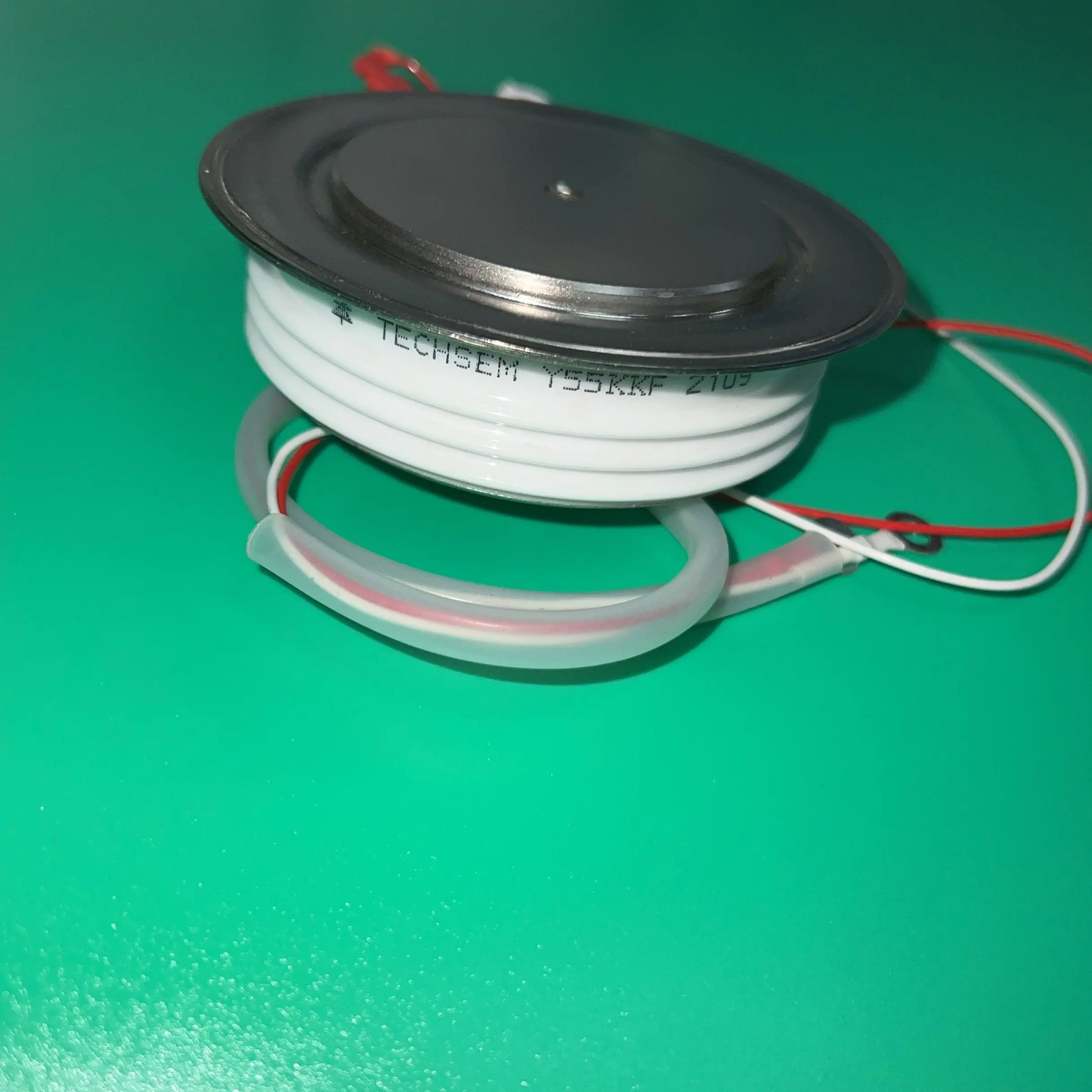 

Y55KKF 1200A 2500V Thyristor module IGBT Y55KKF1200A2500V Y55KKF-1200-2500 Y55KK F Y55K KF Y55 KKF Y 55KKF