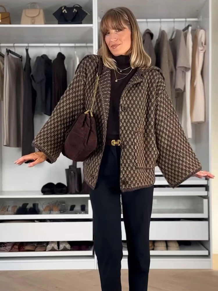 Women Lapel Cardigan Sweater 2026 Spring Autumn Long Sleeve Single Breasted Knitted Coats Fashion Street Chic Knitted Outerwear