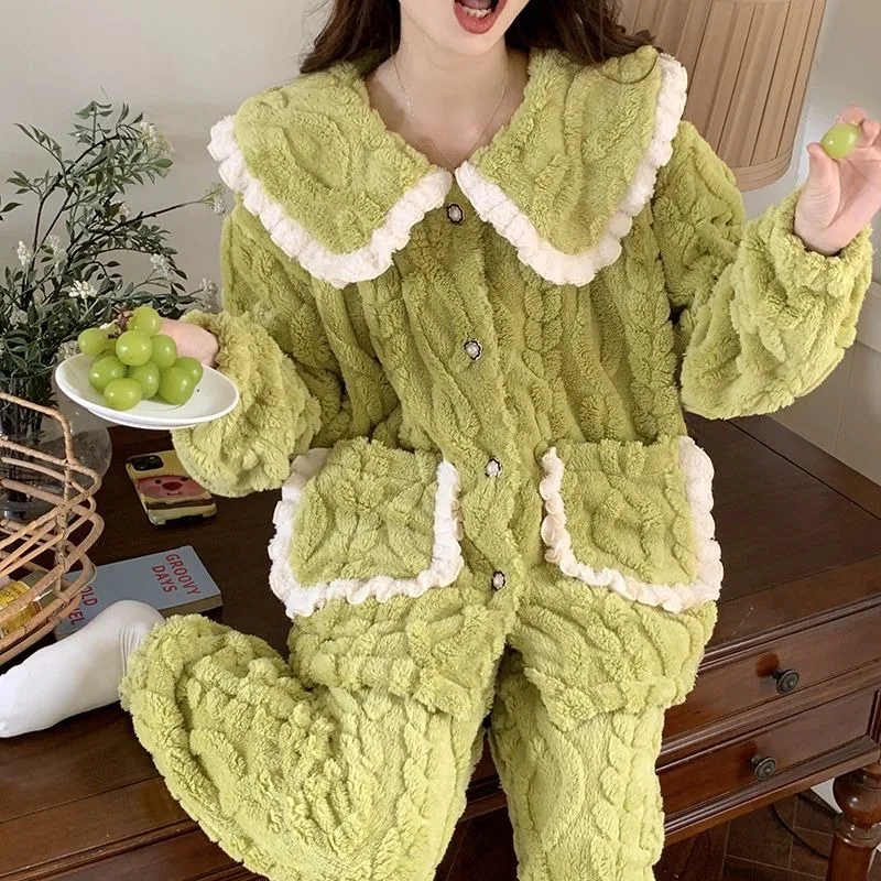 2024 New Coral Velvet Winter Pajamas Women's Casual Doll Collar Sleepwear Long Plush Long Sleeved Pants Homewear Two-piece Set