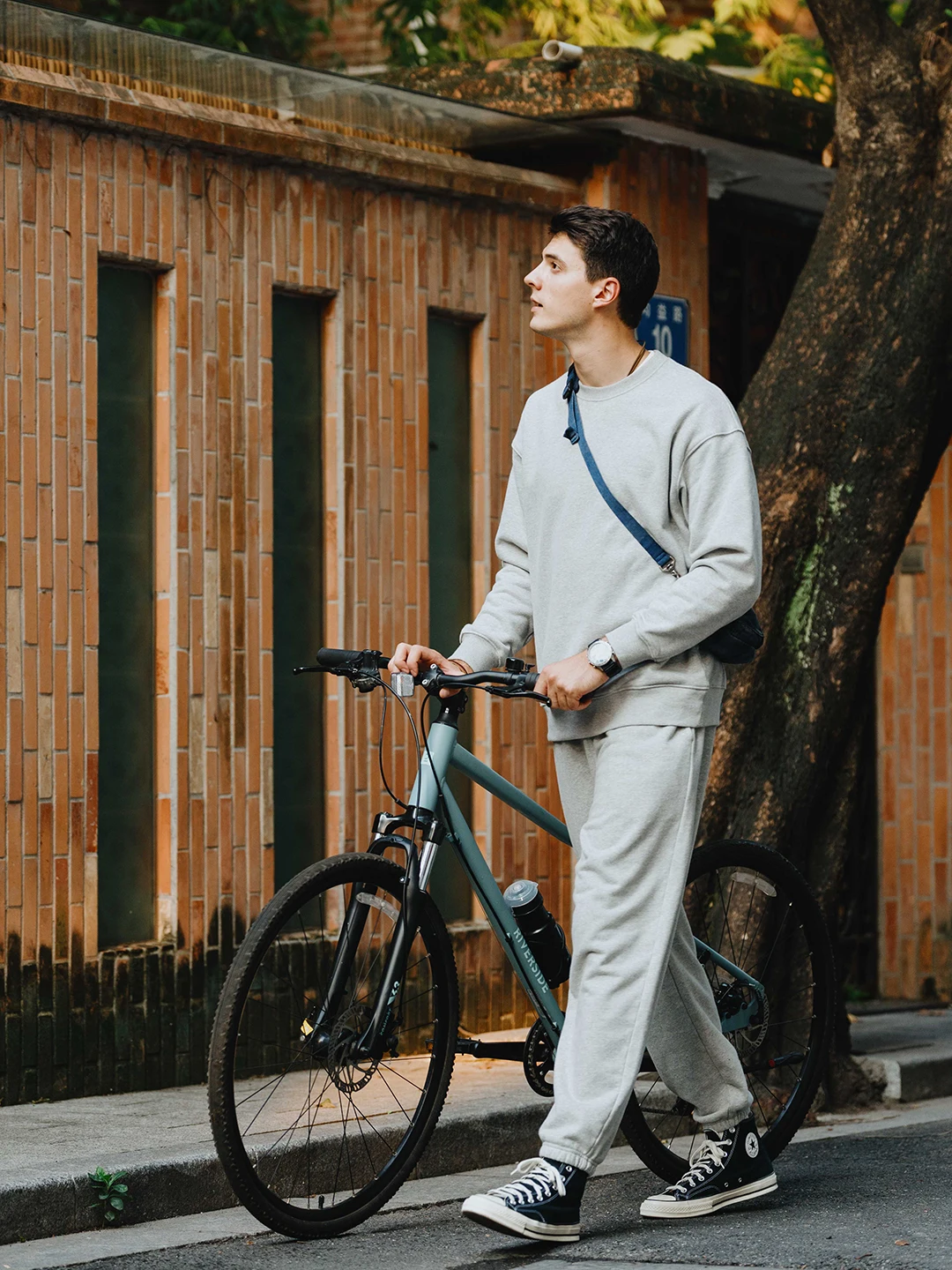 SIMWOOD 2025 春の新オーバーサイズスウェットパンツ男性 390 グラム 