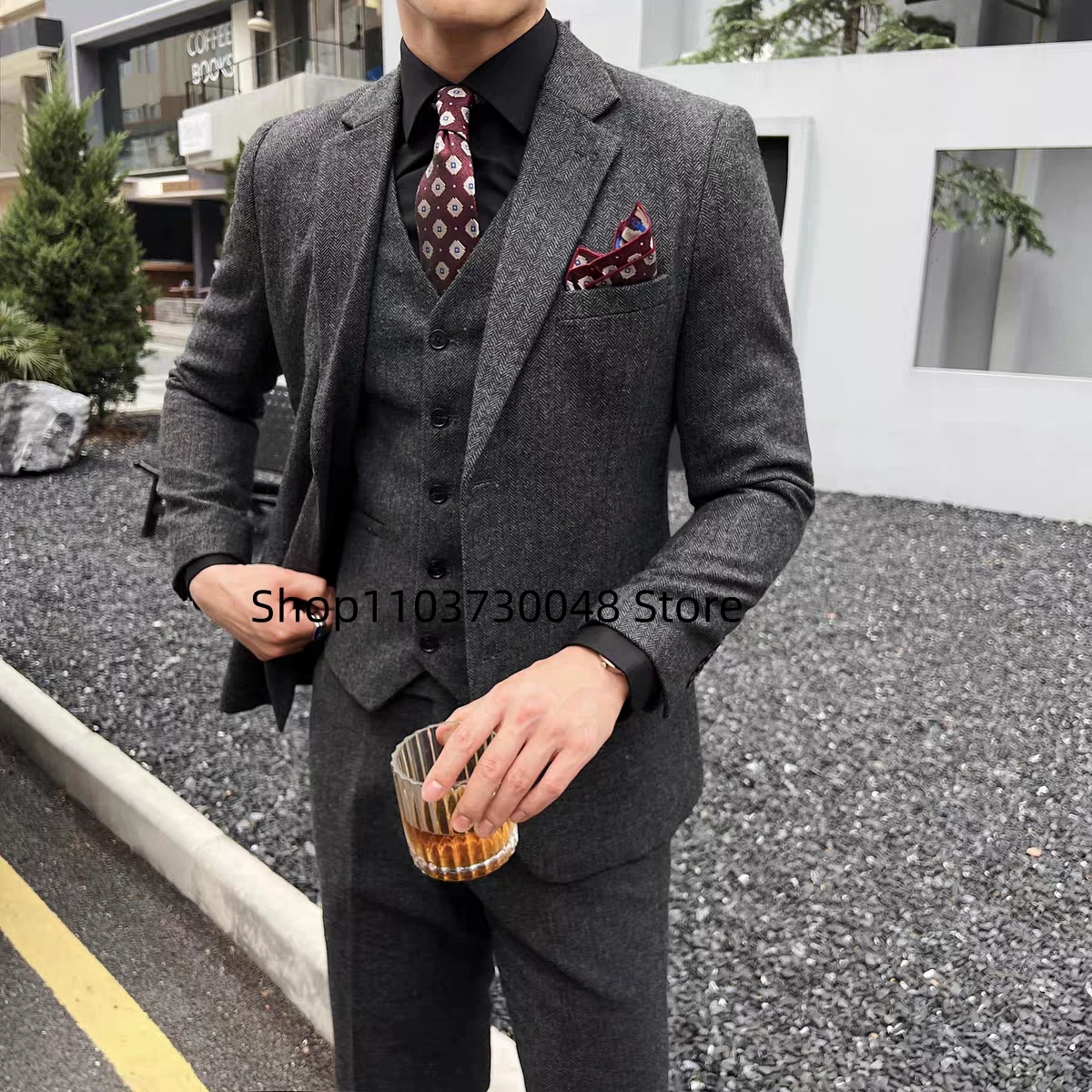 Slim Fit Grey Mens Tweed Herringbone Wedding Suits Prom Groom Tuxedos 3 Piece Notch Lapel Blazer+Vest+Pants Tweed for Business
