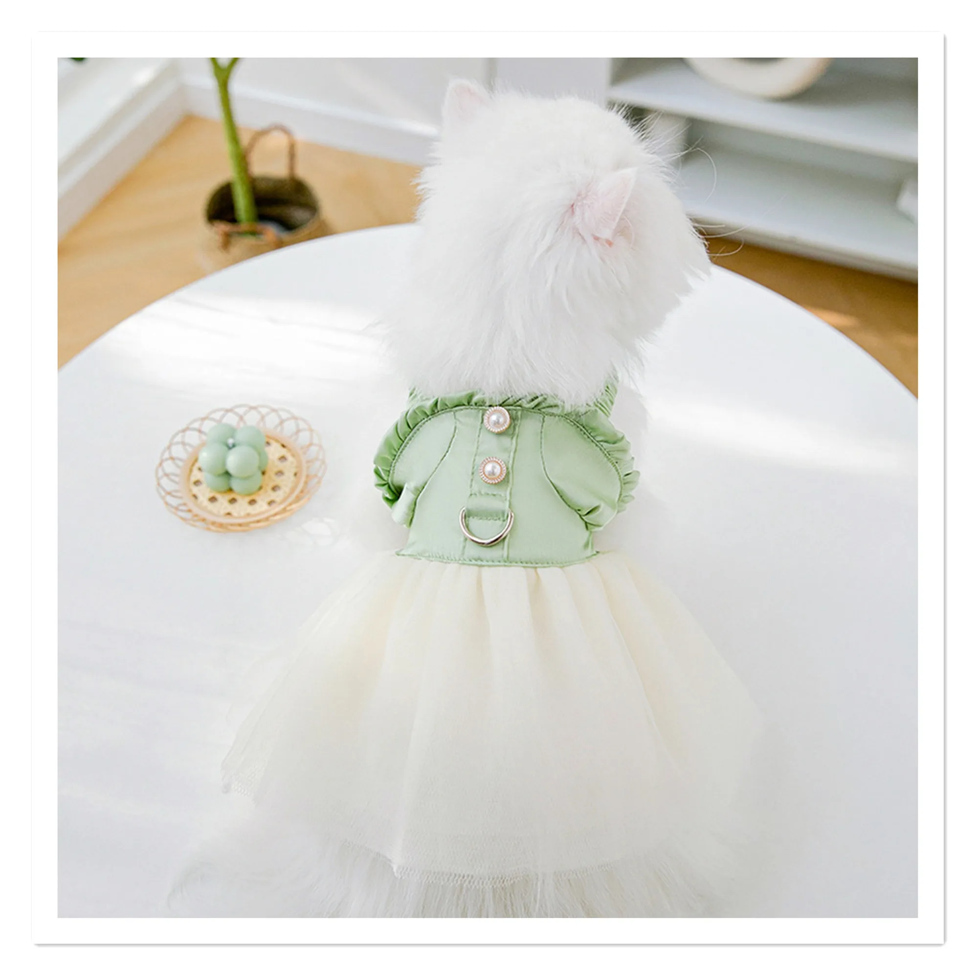 

Pet Skirt Summer Puppet Lace Slim Breathable Dress Dog with Traction Ring Clothes Cat Apparel