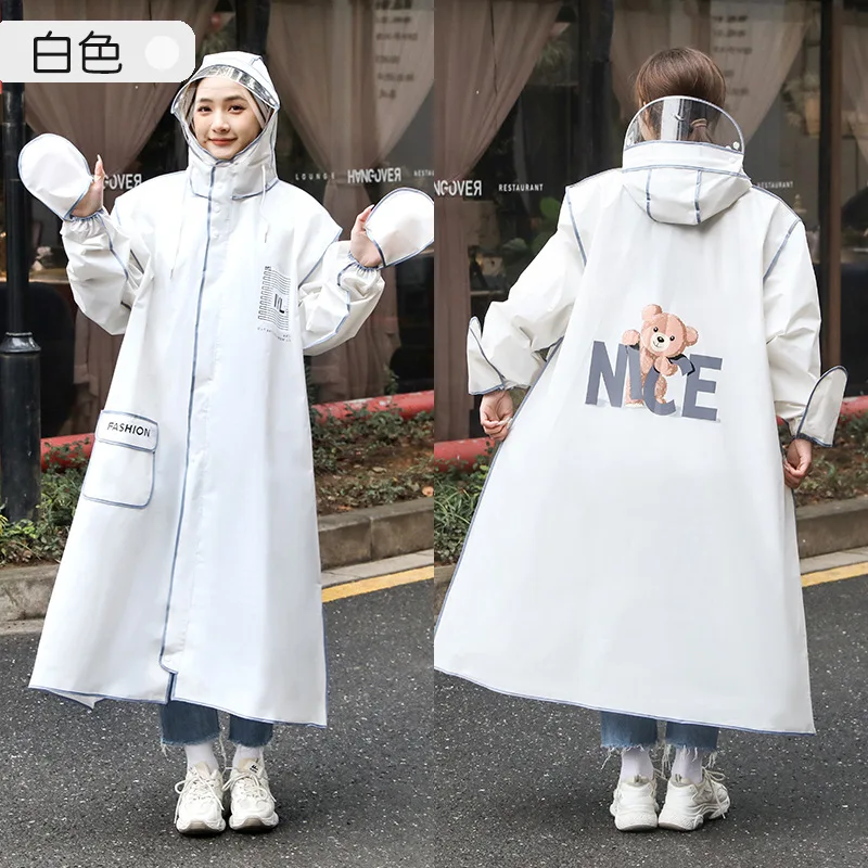전기 자동차부터 야외 활동까지 보호해주는 강력한 EVA 비옷