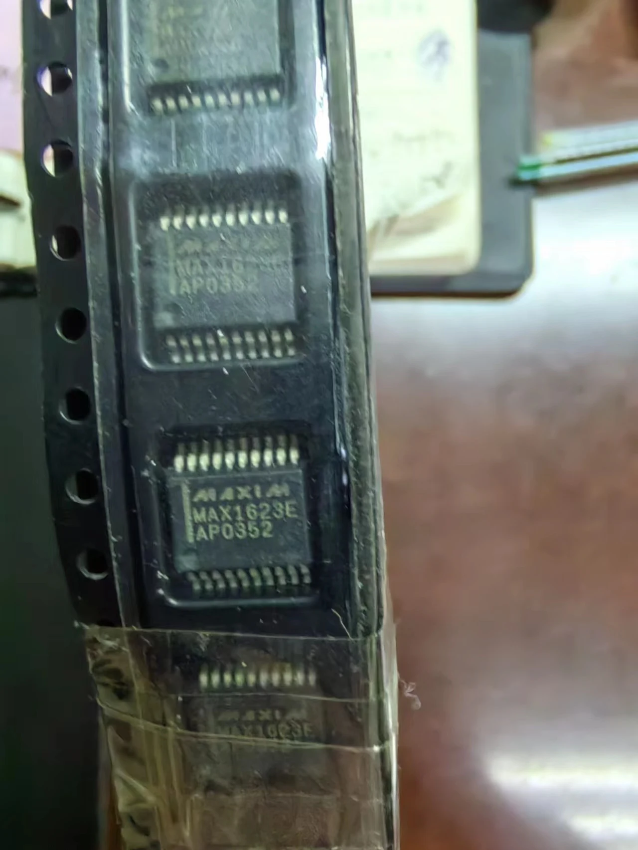 

10PCS/MAX1623EAP All new original package stock on hand live photos