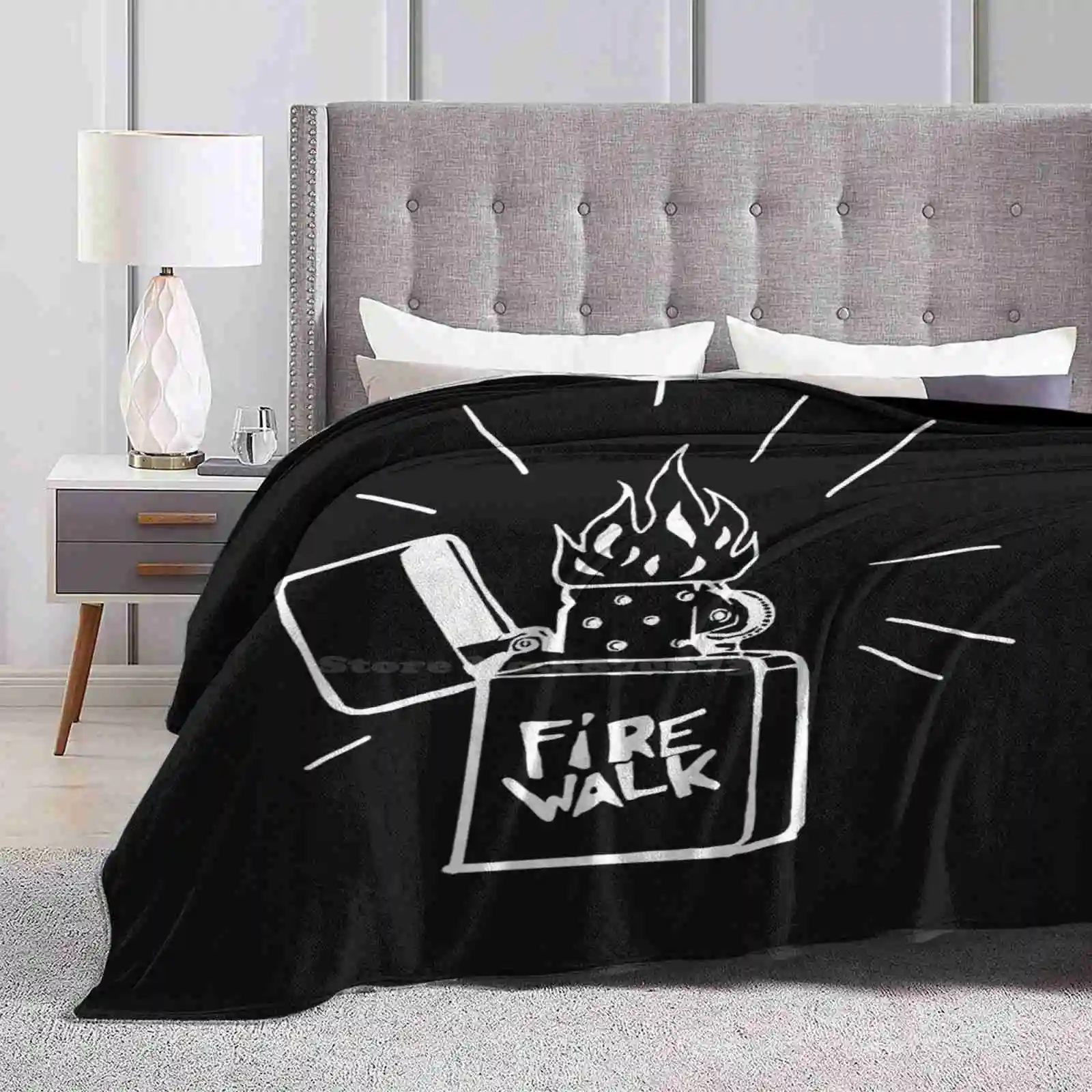 Maglietta Accendino Firewalk-La Vita È Strana Prima Del Prezzo Maglietta Moda Morbida Coperta Calda La Vita È Strana