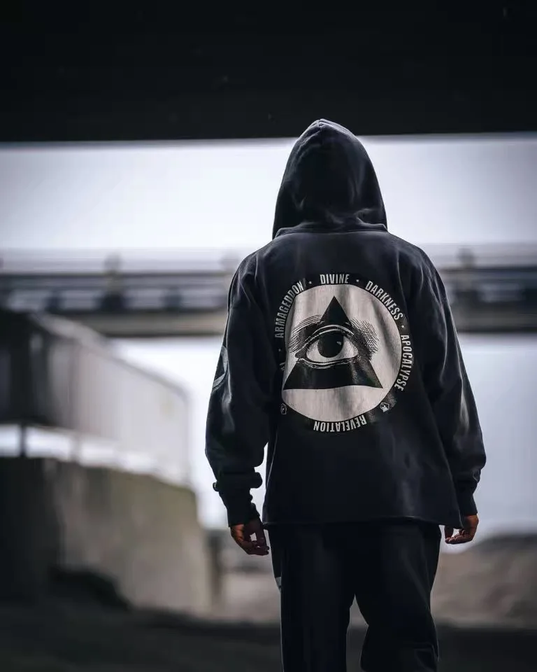 Рисунок 6 - Толстовка в винтажном стиле с изображением Иисуса