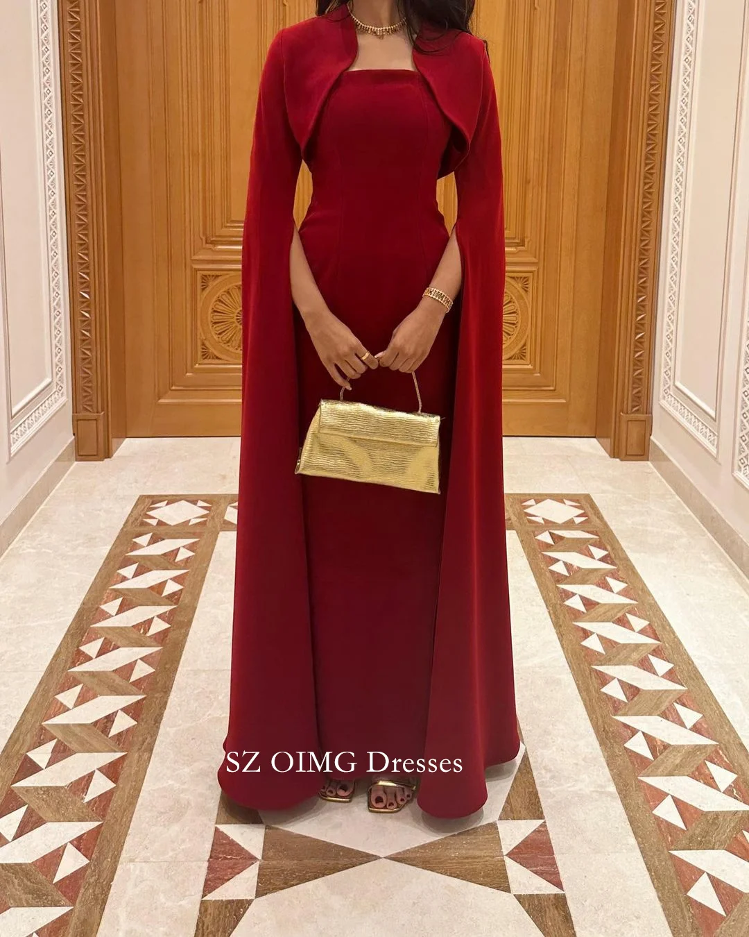 

OIMG Crepe Satin Drak Red Women Sexy Vintage Ruched Sheath Prom Dresses with Fitted Cape Evening Gowns 2023 Formal Party Dress