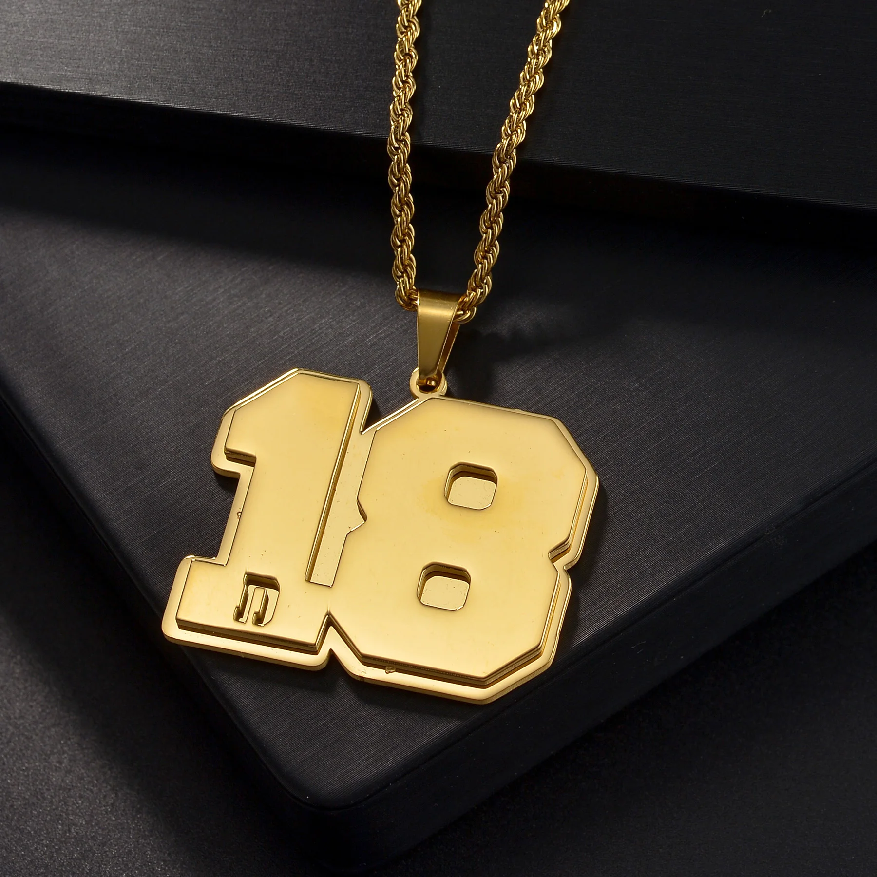 

Men Custom Name Pendant Necklace for Women Hign-End Stainless Steel Jewelry Personalized Welding Alphabet Thick Chain Party Gift