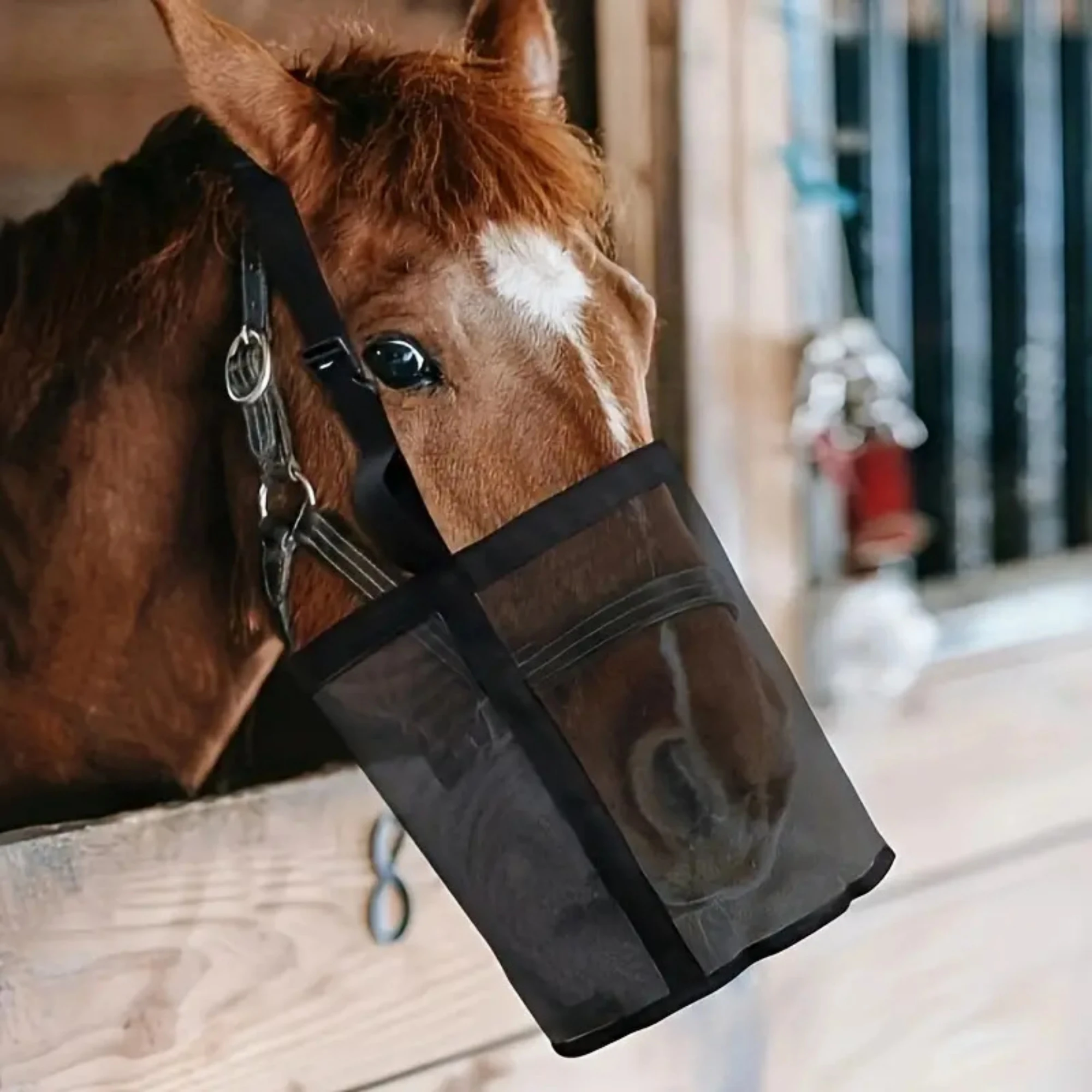 Heavy-Duty Mesh Horse Feed Bagedbag 1