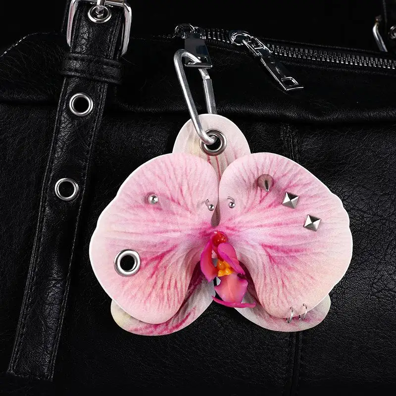 Mode Elegante Lilie Blume Schlüsselbund Kreative Hand-gestanzte Punktion Simulation Blume Anhänger Personalisierte Tasche Zubehör Geschenke – Detail 15