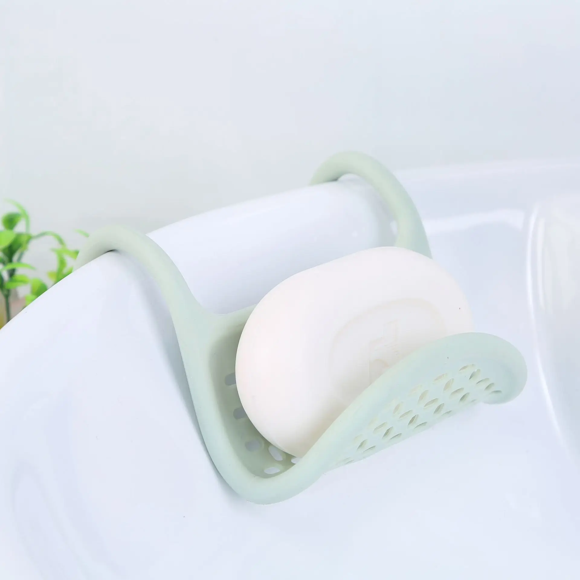 Sink Shelf Soap Sponge Drain Rack Silicone Storage Basket Bag Faucet Holder Adjustable Bathroom Holder Sink Kitchen Accessorie