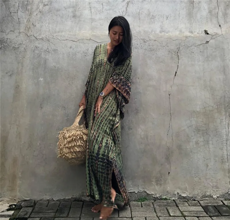 Fashion Casual Striped Print Long Dresses Women Bohemian V-neck Bat Sleeve Loose Slit Beach Dress Summer New Beachwear Vestidos 188 Fashion Casual Striped Print Long Dresses Women Bohemian V-neck Bat Sleeve Loose Slit Beach Dress Summer New Beachwear Vestidos