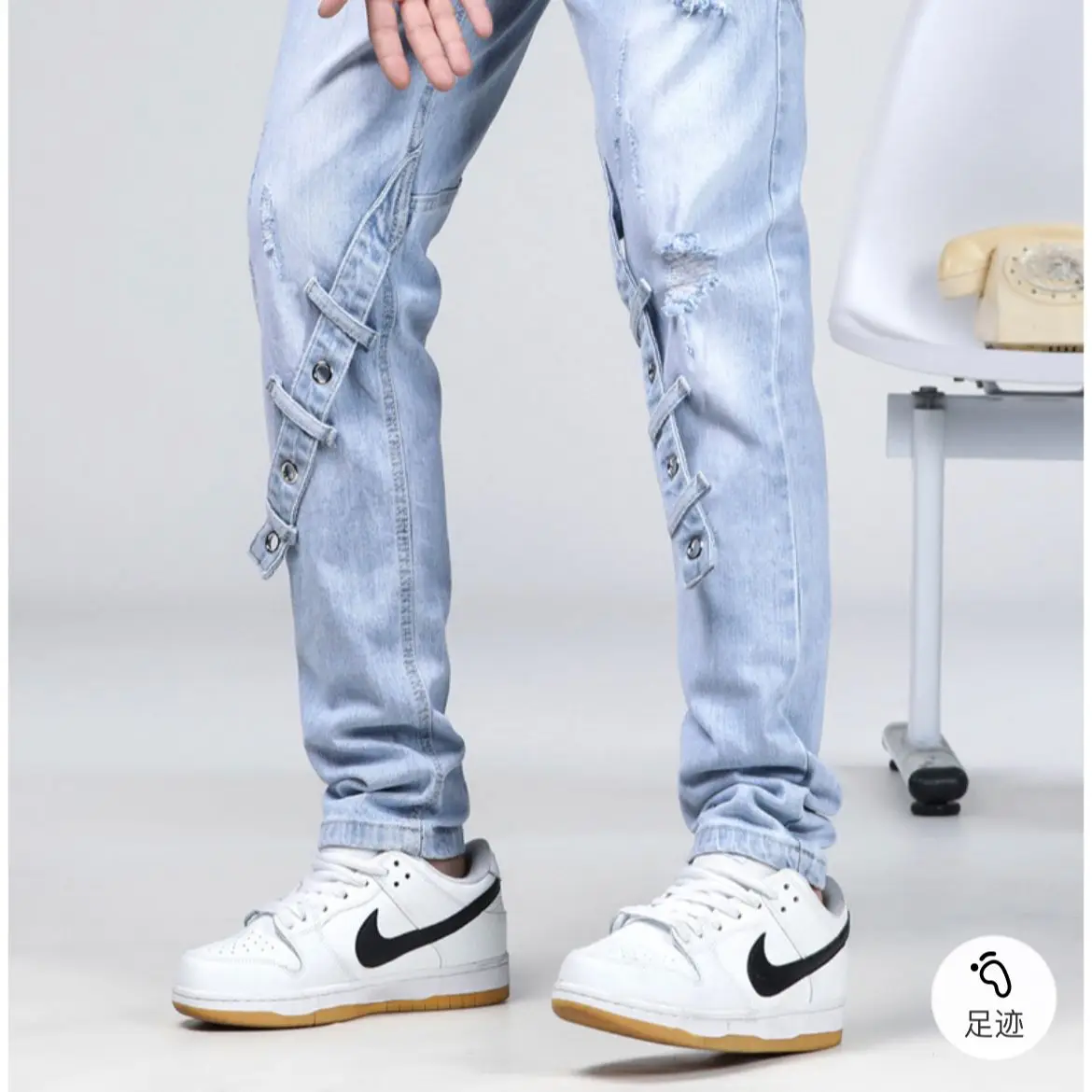 3D Belt Knee Jeans Men Feet Panel Pants Zipper Pockets Slim Fit European And American Trends Versatile Damaged Scraped Whitened