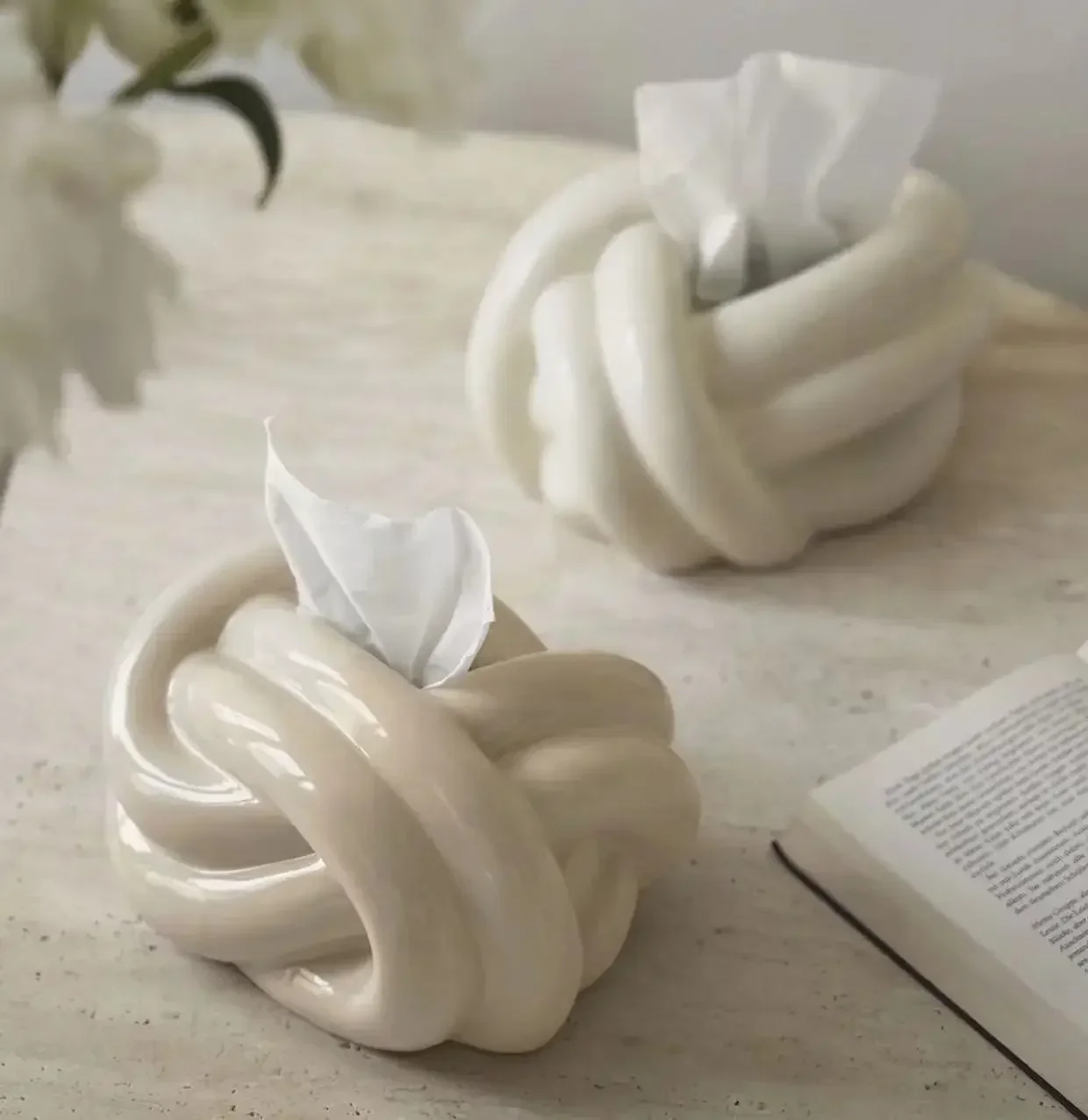 Knot Shape Ceramic Tissue Box European Modern Creative Cute Abstract Art Napkin Holder Home Coffee Table Desktop Paper Towel Box 4