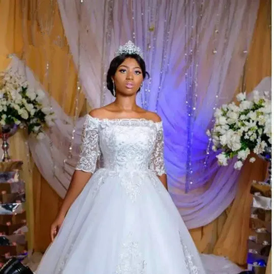 

Свадебное платье поступление скромное средневосточное Африканское свадебное платье с открытыми плечами кружевное свадебное платье с коротким рукавом