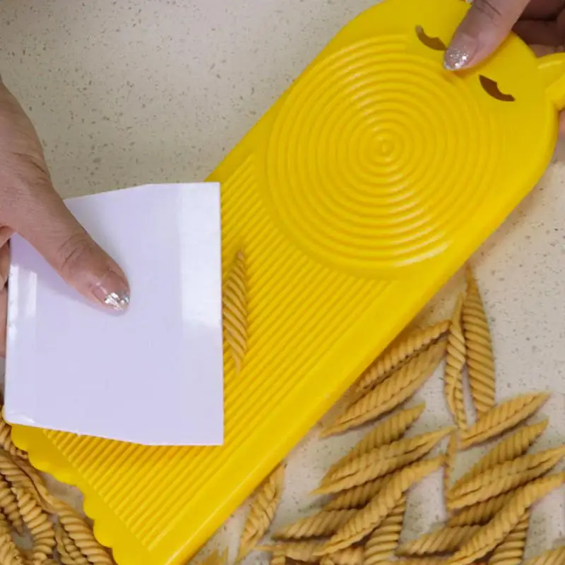 1~8PCS Spaghetti Macaroni Maker Pasta Noodle Machine Macaroni Making Planchette Mold for Kitchen Gadget Multifunctional Pasta