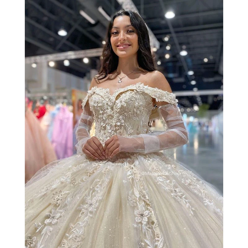 ANGELSBRIDEP Long Sleeves Quinceanera Dresses Ball Gown Appliqu&eacute; Lace Sweet 16 Dress Celebrity Party Gowns Graduation Customized