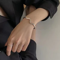 Hot Sale Irregular Glossy Silver Mobius Bracelet Adjustable Individuality Wristband For Women - Image 2