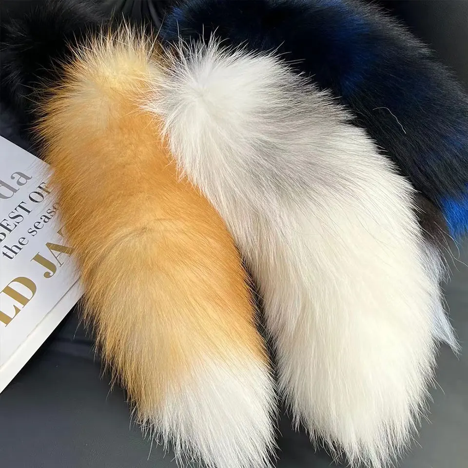 Fluffy Fox Tail Keychain - Furry Wolf Tail Bag Charm Cosplay Accessory