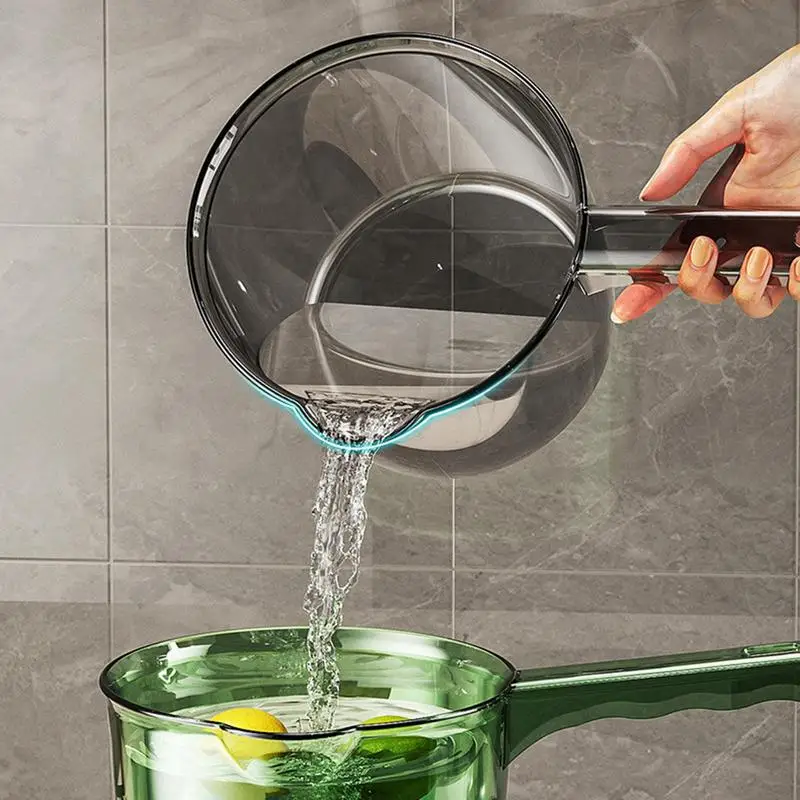 Water Scoop Sturdy Bath Pitcher Water Dipper Bathing Mug Strong Long Handle Bath Mugs For Bathroom Ladle For Kitchen