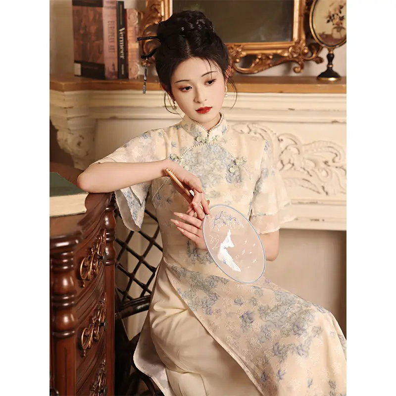 green emerald velvet dress Chinese Wedding Dress | Modern Cheongsam & Qipao | East Meets Dress main image 0