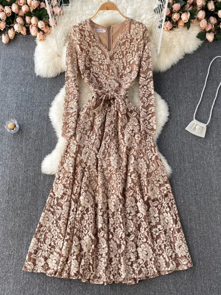 

Женское кружевное платье с вышивкой, элегантное винтажное платье для отпуска с длинным рукавом, V-образным вырезом и поясом, весна-осень