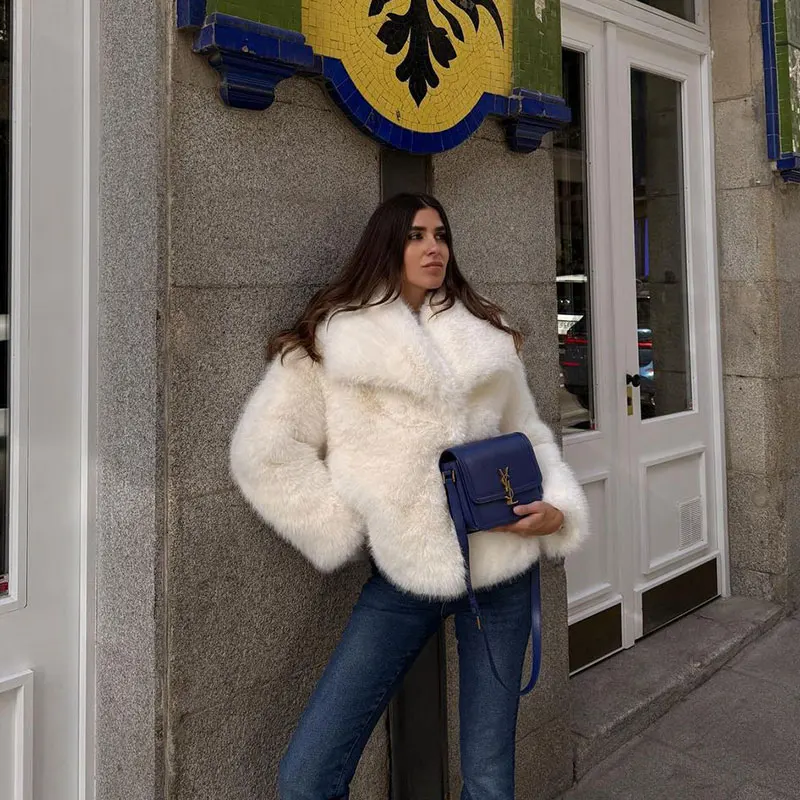 Chic Street Furry Collar Faux Fur Coat Women Winter Hot Girls Snow White Mountain Fashion Fluffy Fox Fur Jacket
