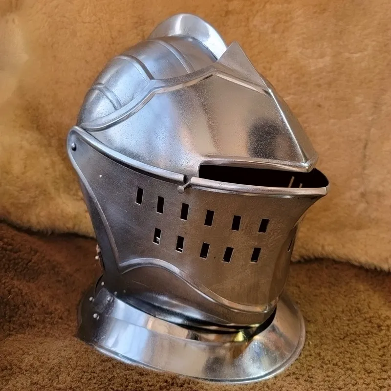 Dark soul superior knight helmet real person can wear COS black soul metal armor pocket postage