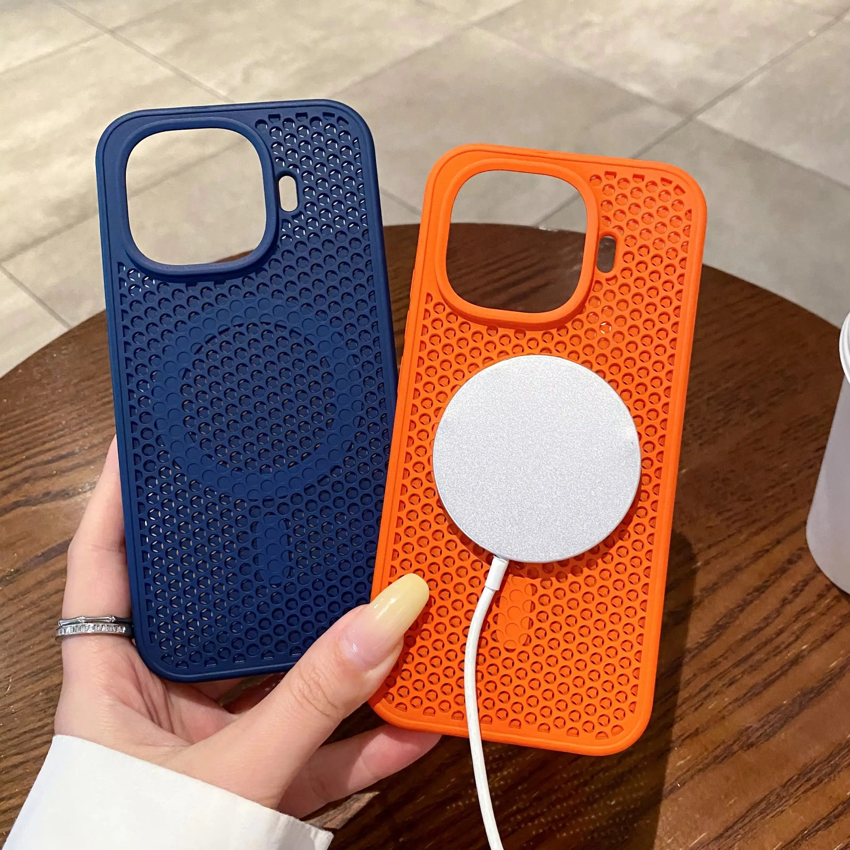 Magsafe Honeycomb Mesh Heat Dissipation Magnetic Armor Case - Hard Matte Cover