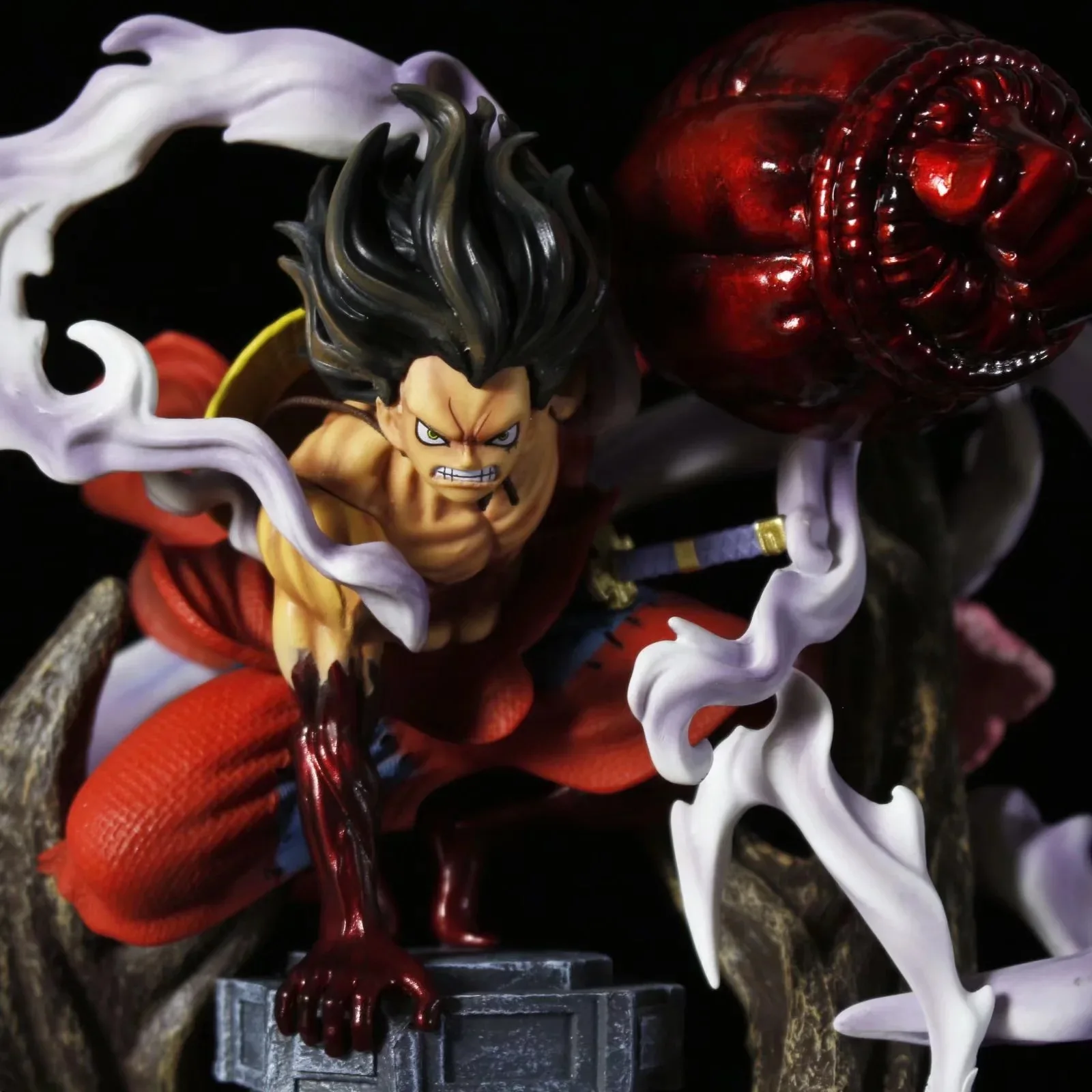 Figurine One Piece Luffy Gear 4 26cm PVC Avec Socle Lumineux Statue Collection
