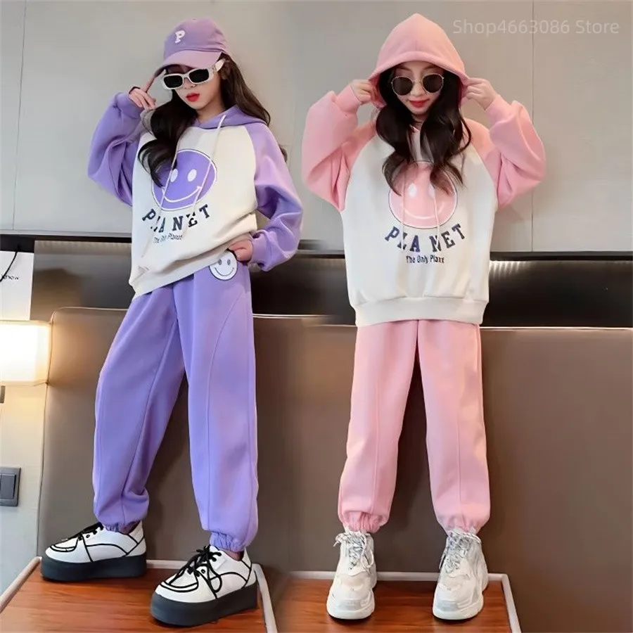 

Girls Spring and Autumn Suit Children's Casual Sports Sweatshirt Sets Two-Piece Top and pant Suits kids Loungewear