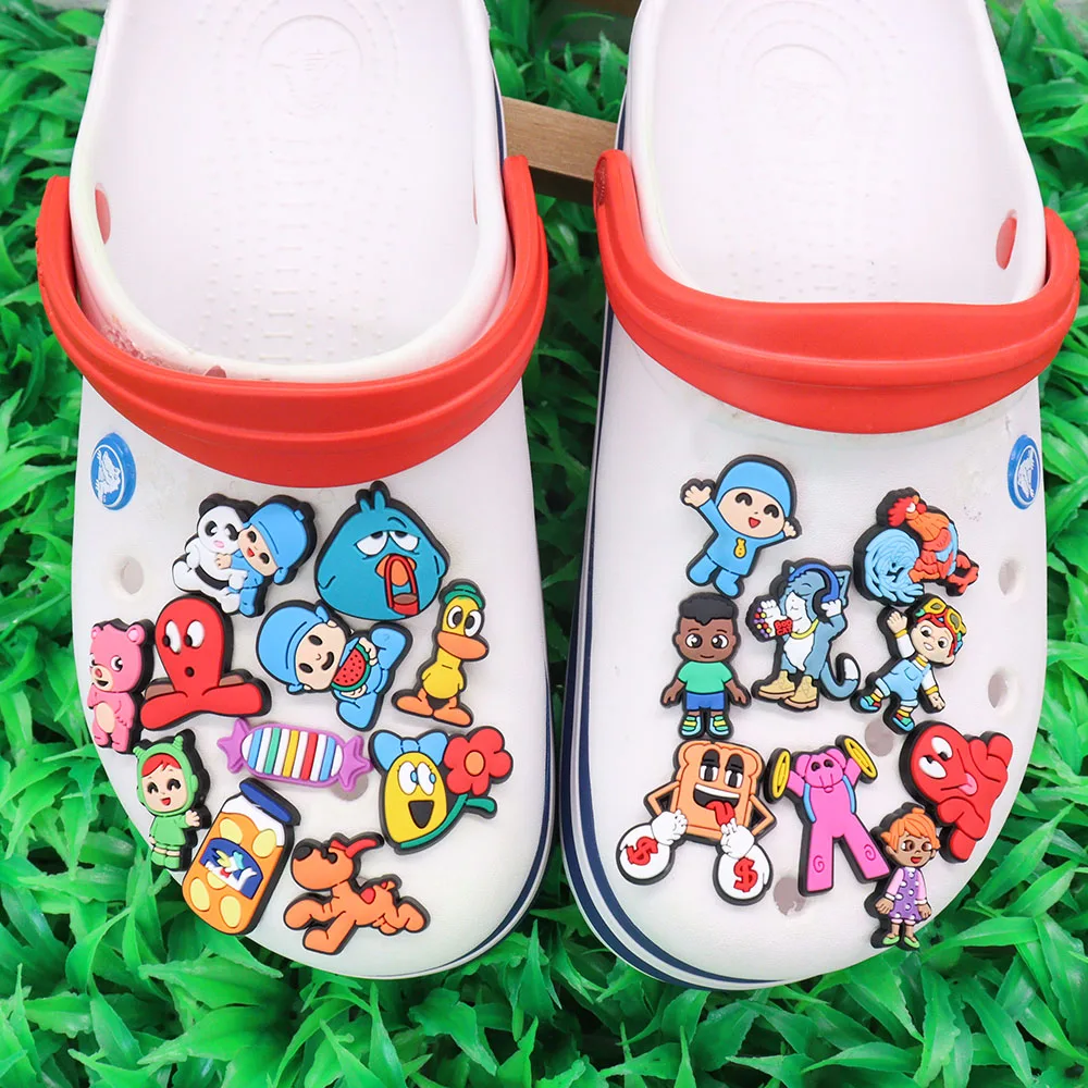 

50pcs PVC Garden Shoe Accessories Cartoon cute kid bird cat bear Shoe Decoration Fit Croc Jibz Charm Boys Girls Party Present