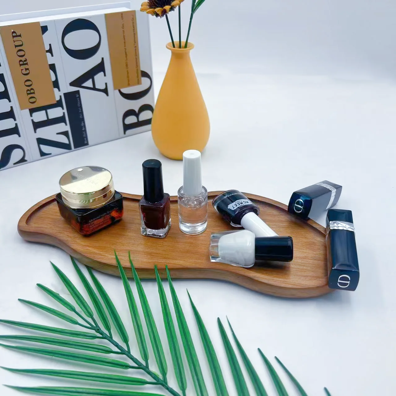 Wooden tray, decorative storage bathroom counter tray, makeup table, food, coffee, tea, small tissue, candle storage tray. 3