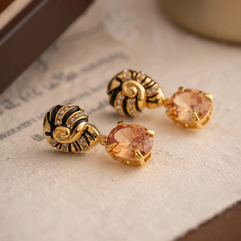 Light luxury medieval vintage court style zircon earrings for women
