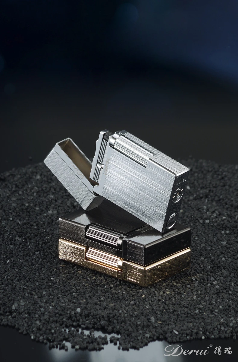 Description Picture 6 of item2024 Derui Refillable Metal Gas Lighters Side Slip Men's Lighters Come in A Variety of Options and Styles Very Cool Lighters