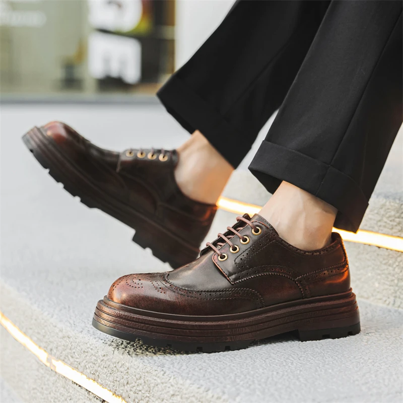 Brogue Genuine leather men's leather shoes Vintage Classic Style Fashion Leisure Business Party Thick soled men's wedding shoes