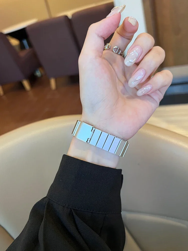 รูปสินค้า สายนาฬิกาสแตนเลสสำหรับ Apple Watch ทุกรุ่น