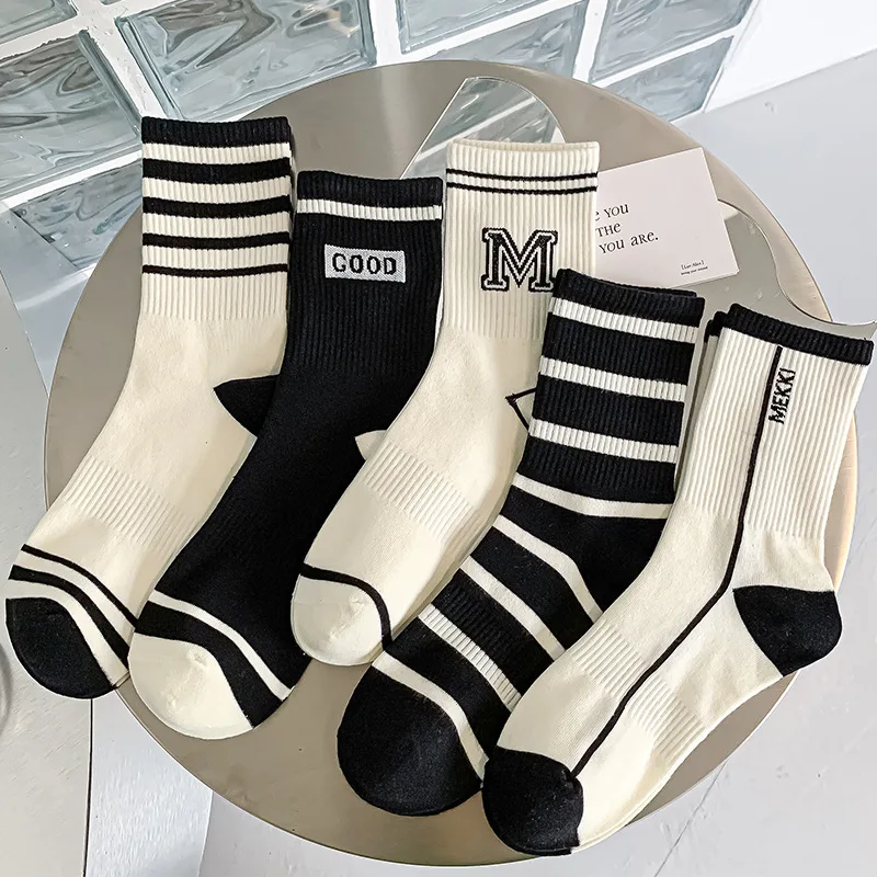 

5 Pairs Women Middle Tube Socks Soft Cotton Sports Socks Fashion Stripe Letter Socks Spring Autumn Funny Sokken Calcetines Mujer