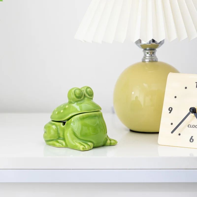 Ceramic Ashtray Cute Frog Ashtray Living Room with Lid Anti Fly Ash Ceramic Cigar Ashtray Decoration Chinese Home Decoration Tea Ceremony Pet