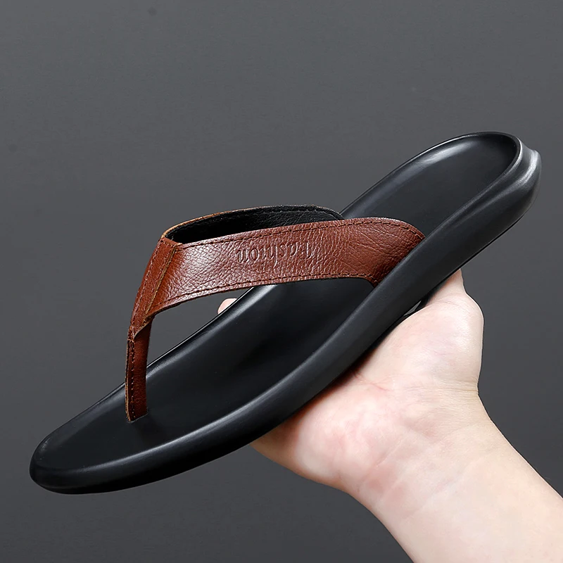 Fashion Men Flip Flops New Soft Bottom Non-slip Men Slippers Leather Casual Beach Summer Shoes Sandals Black